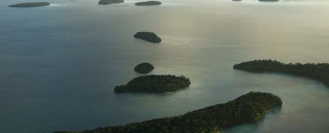 Photo: An aerial view of Marovo Lagoon in the Western Province of the Solomon Islands. UN Photo/Eskinder Debebe.