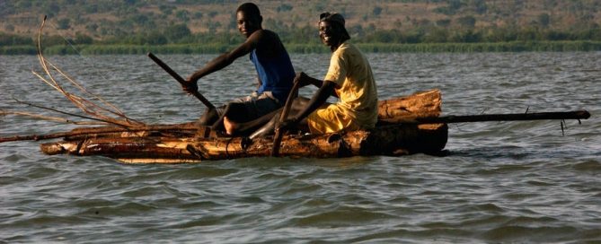 Photo: Kenyan fishermen on Lake Victoria use special nets to conserve dwindling fish stock. Photo: FAO/Ami Vitale