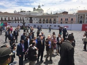 Photo: Ban Ki-moon looks up at the Convento de San Francisco in Quito''s old town.