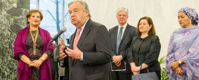 Photo: On his first day at work, António Guterres, the new United Nations Secretary-General, addresses staff members.