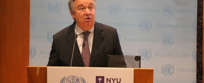 Photo: Secretary-General Antonio Guterres addresses the NYU audience.