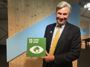 Photo: US Senator Sheldon Whitehouse promotes Climate Action at COP23.