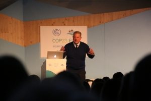 Photo: Former US Vice President Al Gore presents his latest climate change PowerPoint at COP23.