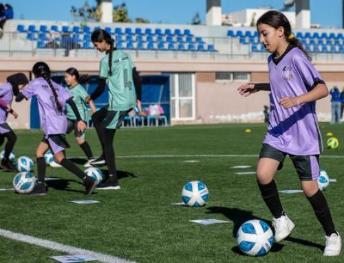 من ملاعب كأس العالم إلى مخيمات اللاجئين: مؤسسة “الجيل المبهر” توظف الرياضة في خدمة التنمية