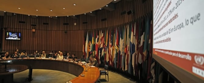 La reunión tuvo lugar en la sede de la CEPAL en la capital chilena. Foto: Carlos Vera/CEPAL.