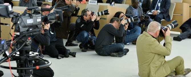 Durante la semana de la Asamblea General, los periodistas deben lidiar con restricciones de acceso por motivos de seguridad. Foto: ONU/Jean Marc Ferré