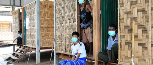 Enfermos de tuberculosis son asistidos en Thailandia Foto: IRIN/Sean Kimmons