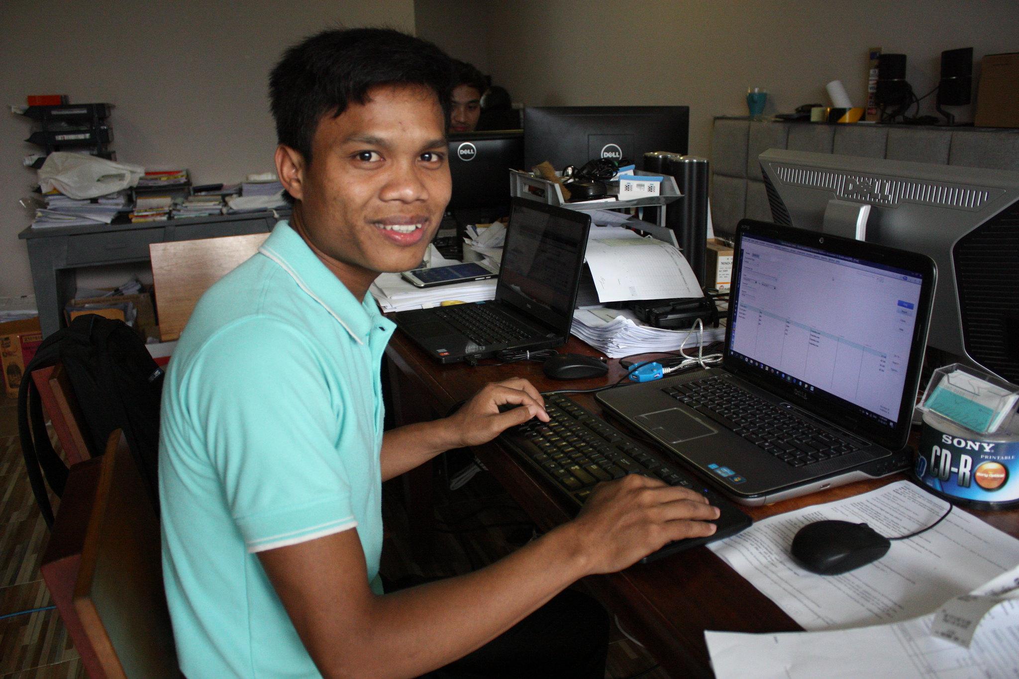 The access to Internet access allows for finding jobs for youth in Cambodia. 
