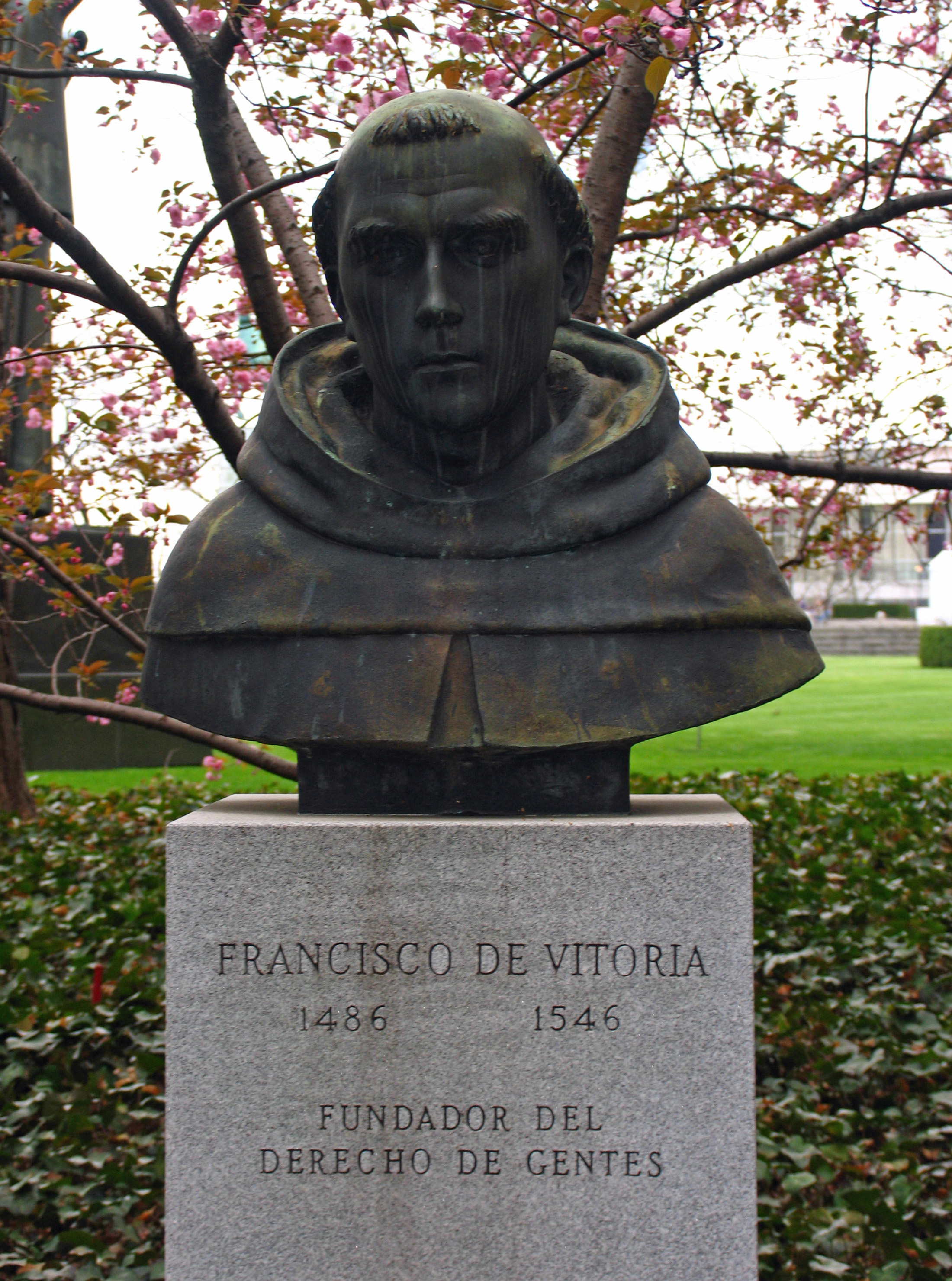 Buste du Père Francisco de Vitoria, UNNY010G, 1976, Espagne