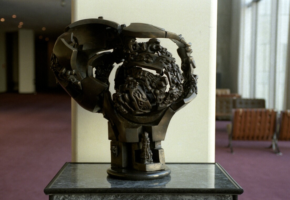 Tree of Life, UNNY198G, 1995, Russia Tree of Life, UNNY198G, 1995, Russia