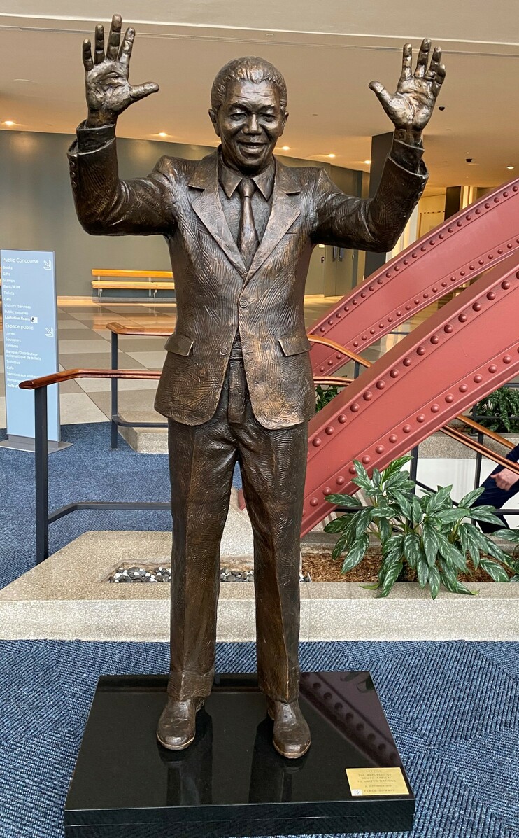 Life Size Statue of Nelson Mandela, UNNY322G, 2018, South Africa