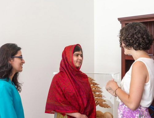 DESTACADO: Reunión con Malala da impulso a los creadores del proyecto #GirlWithABook
