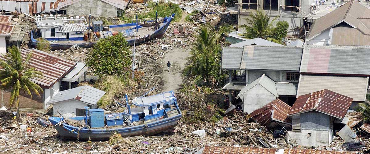 印度尼西亚海岸遭受破坏